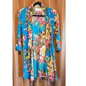Sandy Waters Bright Light Weight Beach Cover-up